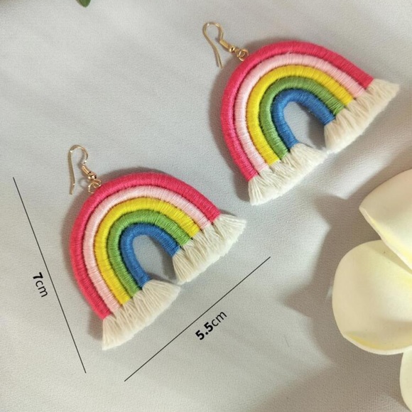 🌈 Rainbow Earrings 🌈 - Picture 2 of 3